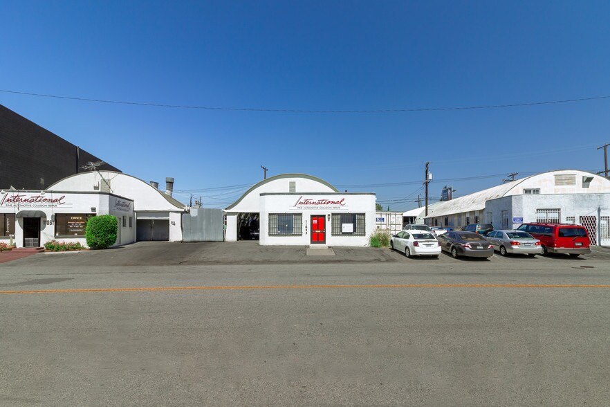 More Photos Of 11847-11861 Teale St, Culver City Manufacturing For Sale