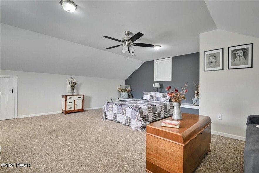 More Photos Of 186 Ledgedale Rd, Lake Ariel Apartments For Sale