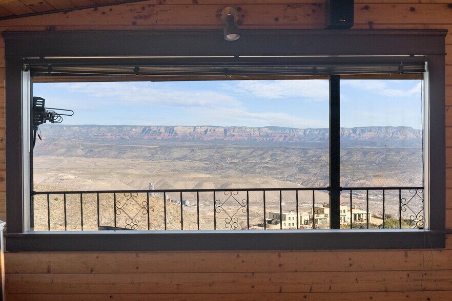 More Photos Of 222 First Ave, Jerome Multifamily For Sale