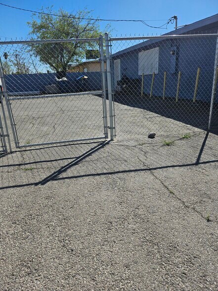 More Photos Of 100 S Jones Blvd, Las Vegas Office For Lease