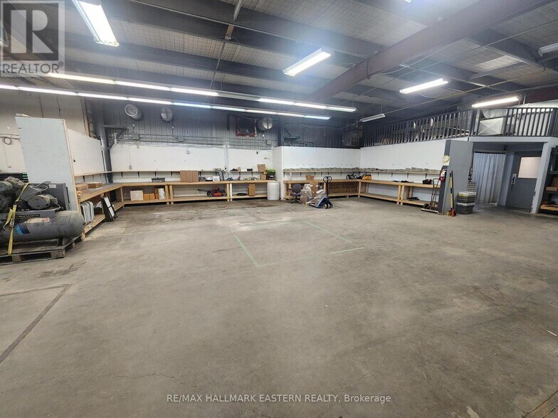 More Photos Of 708 Rye St, Peterborough Manufacturing For Lease