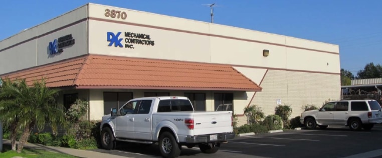 Primary Photo Of 3870 E Eagle Dr, Anaheim Flex For Lease