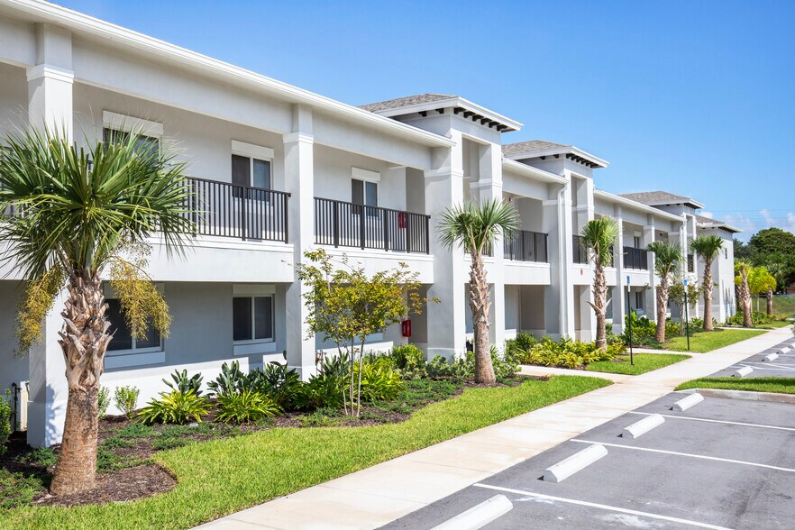 More Photos Of 1800 Nebraska Ave, Fort Pierce Apartments For Sale