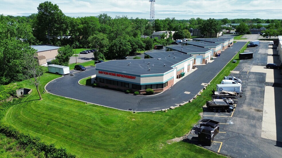 Primary Photo Of 577-595 Congress Park Dr, Dayton Light Distribution For Sale