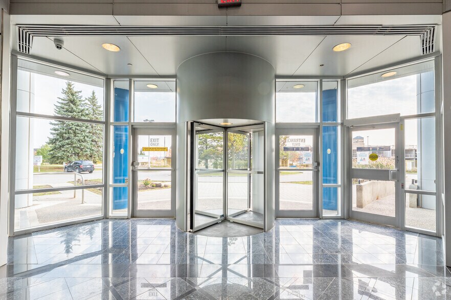 More Photos Of 625 Cochrane Dr, Markham Office For Lease