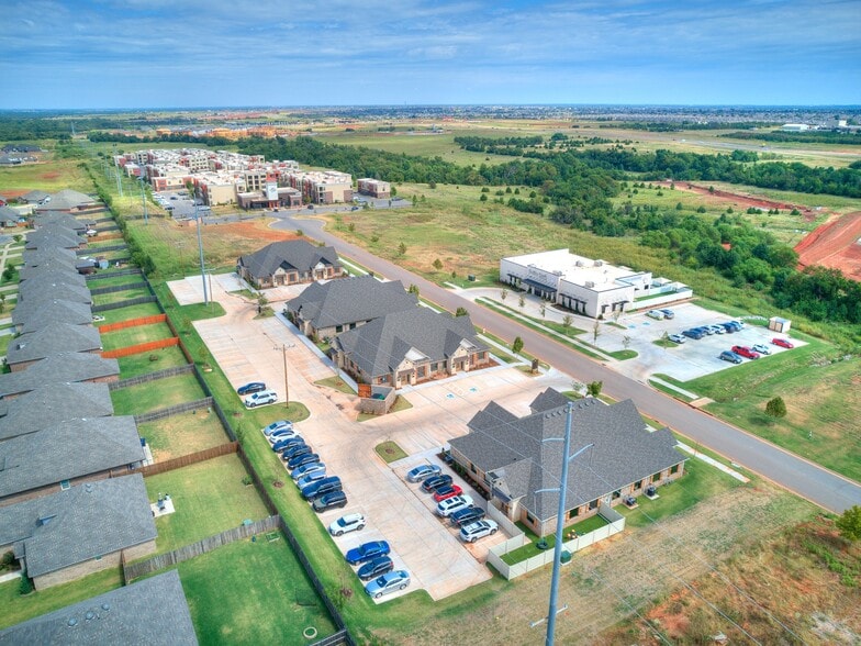 More Photos Of 15201 Crown at Lone Oak Rd, Edmond Unknown For Lease