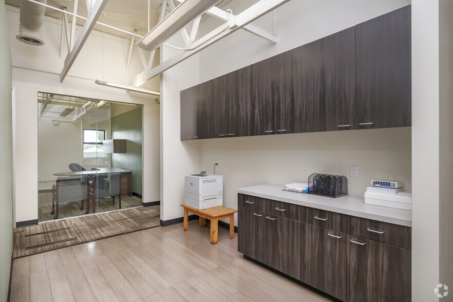 More Photos Of 629 2nd St, Encinitas Medical For Sale