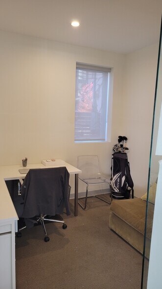 More Photos Of 59 Wilton Rd, Westport Office For Lease