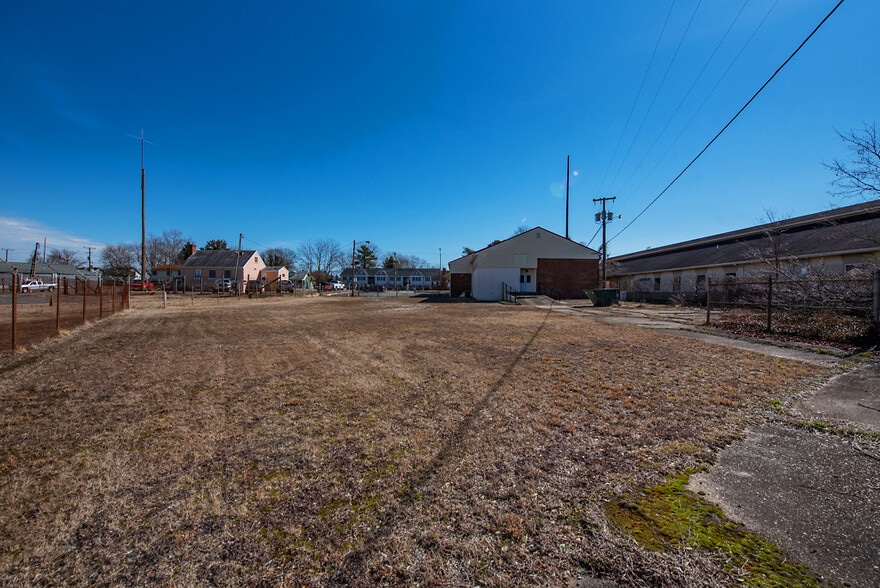 More Photos Of 493 Main St, Warsaw Medical For Sale