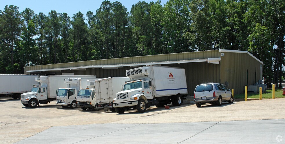 More Photos Of 4106 Atlantic Ave, Raleigh Warehouse For Lease