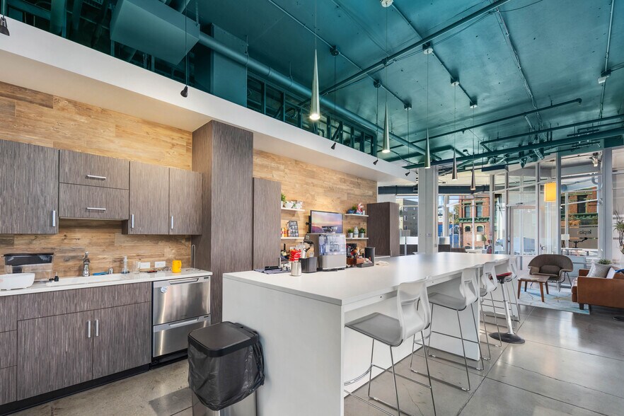 More Photos Of 2319-2323 1st Ave, Seattle Apartments For Sale