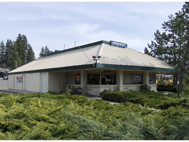 More Photos Of 112-166 Morgan Way, Mount Shasta Storefront For Lease