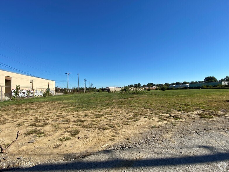 Primary Photo Of 4170 Gravois Rd, Saint Louis Refrigeration Cold Storage For Sale
