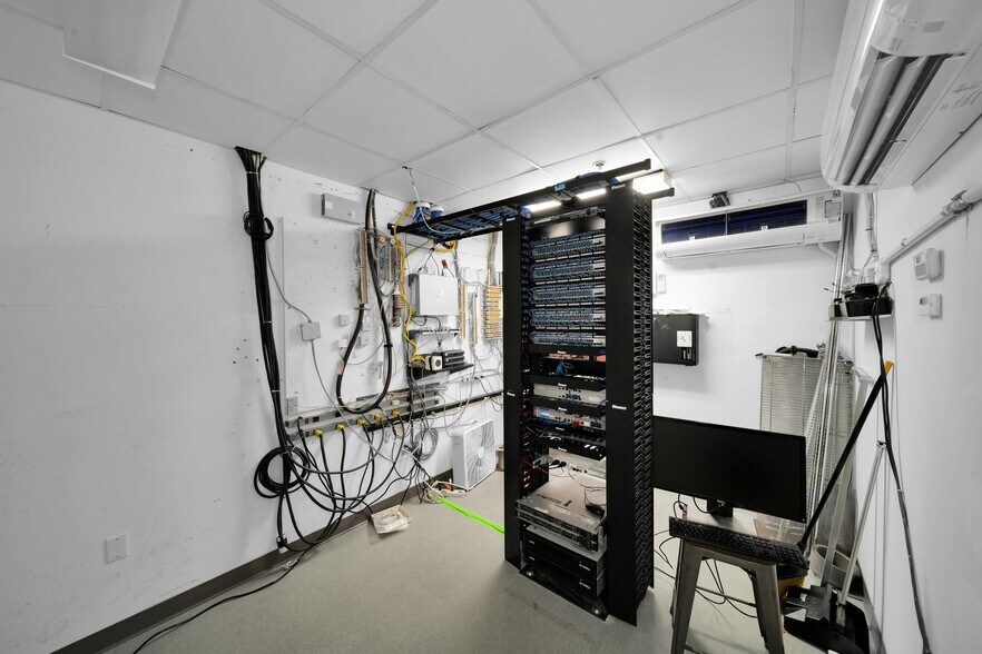 More Photos Of 12095 NW 39th St, Coral Springs Warehouse For Sale