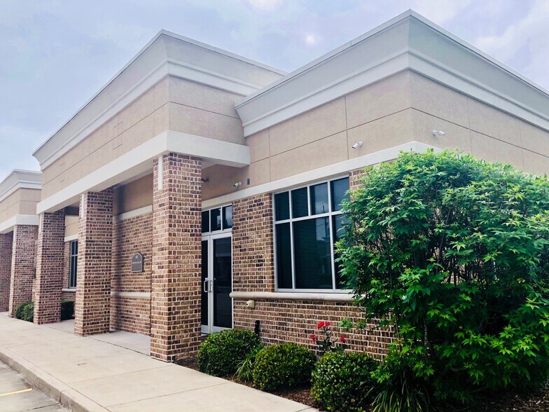 More Photos Of 16000 Park Ten Pl, Houston Office For Sale