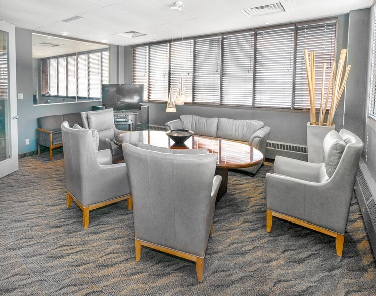 More Photos Of 602 12th Ave SW, Calgary Office For Sale