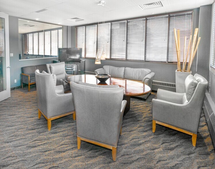 More Photos Of 602 12th Ave SW, Calgary Office For Sale