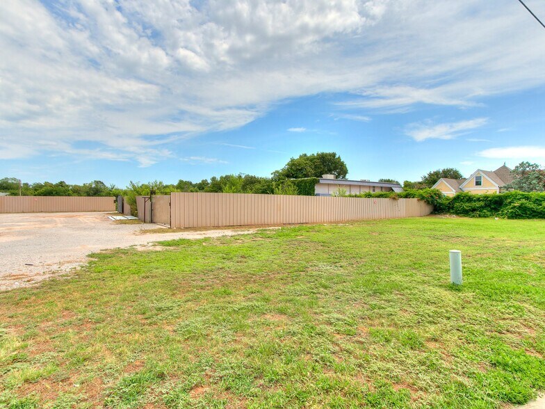 More Photos Of 1301 24th Ave SW, Norman Land For Sale