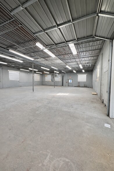 More Photos Of 1625 Washington St, Holliston Unknown For Lease