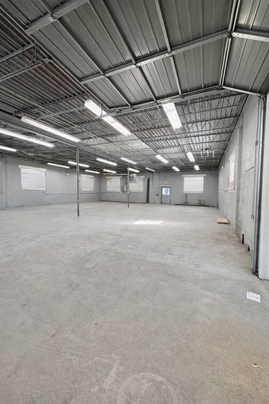 More Photos Of 1625 Washington St, Holliston Unknown For Lease
