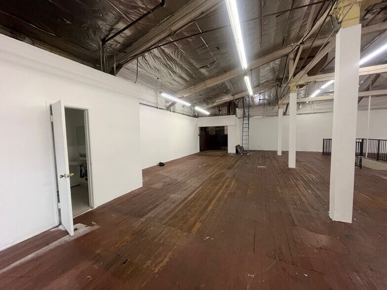 More Photos Of 809-811 S Los Angeles St, Los Angeles Storefront Retail Office For Sale