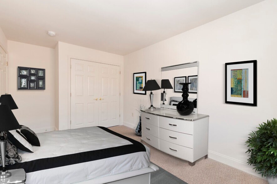 More Photos Of 2 Dunmanway, Baltimore Unknown For Lease