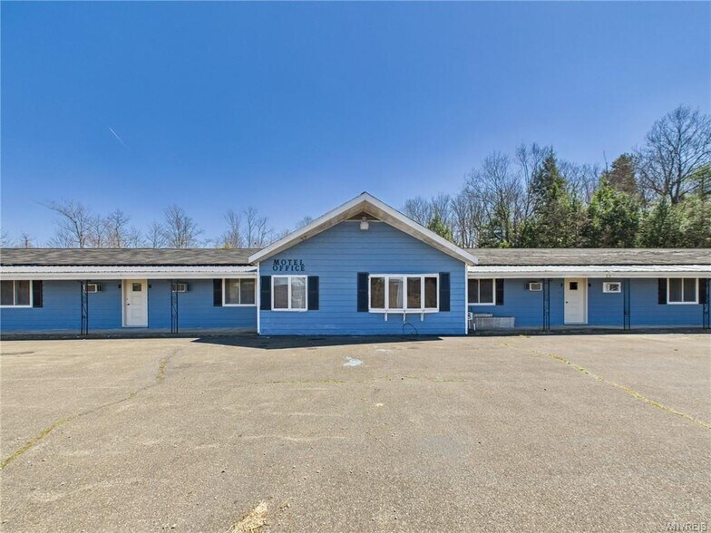 Primary Photo Of 5081 Bolivar Rd, Wellsville Hospitality For Sale