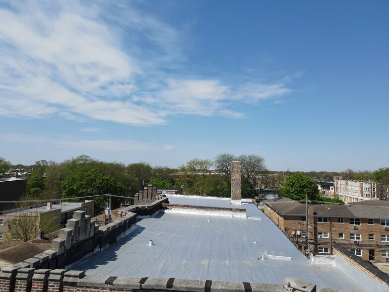 More Photos Of 7914 S Dobson Ave, Chicago Apartments For Sale