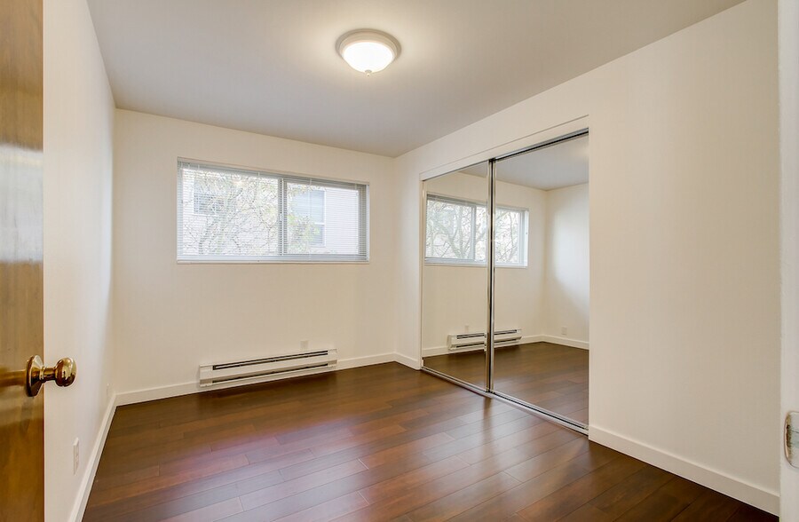 More Photos Of 2401 NW 63rd St, Seattle Apartments For Sale