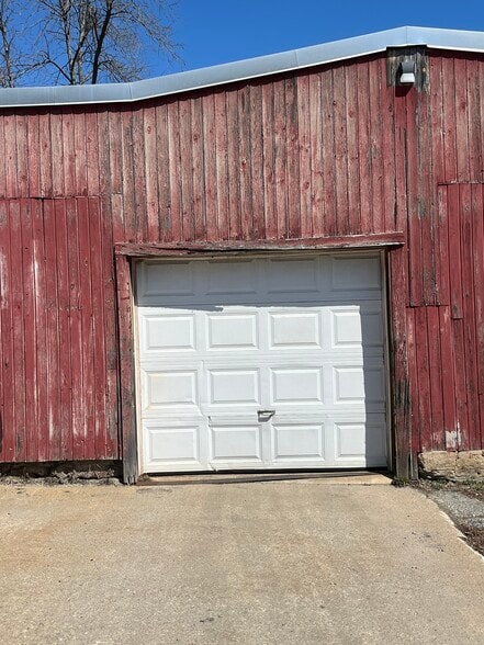 More Photos Of 61 Washington St, Auburn Warehouse For Sale