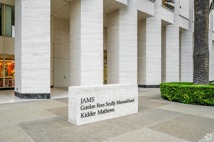 More Photos Of 5 Park Plaza, Irvine Office For Lease