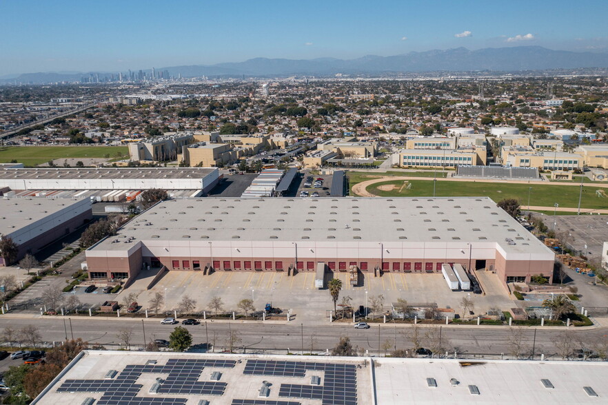 Primary Photo Of 2601 Sequoia Dr, South Gate Warehouse For Lease