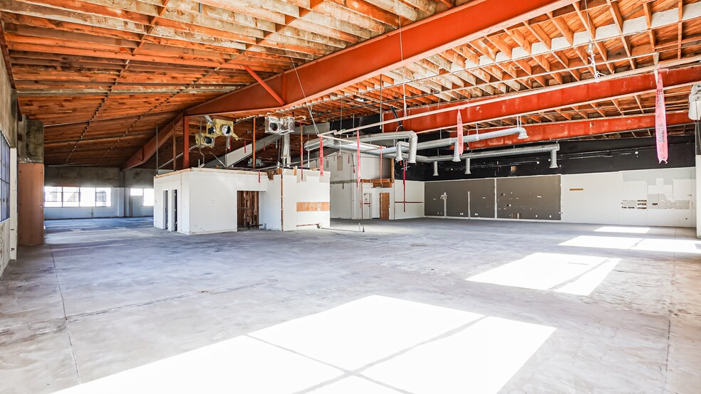 More Photos Of 600 Lairport St, El Segundo Warehouse For Lease