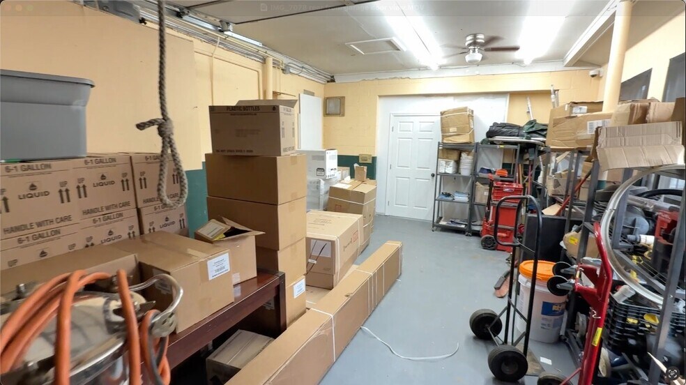 More Photos Of 2515 Mountain Rd, Pasadena Freestanding For Lease
