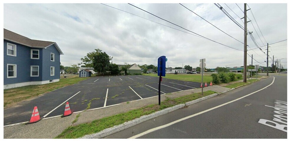 More Photos Of 253 Broadway, Keyport Land For Sale