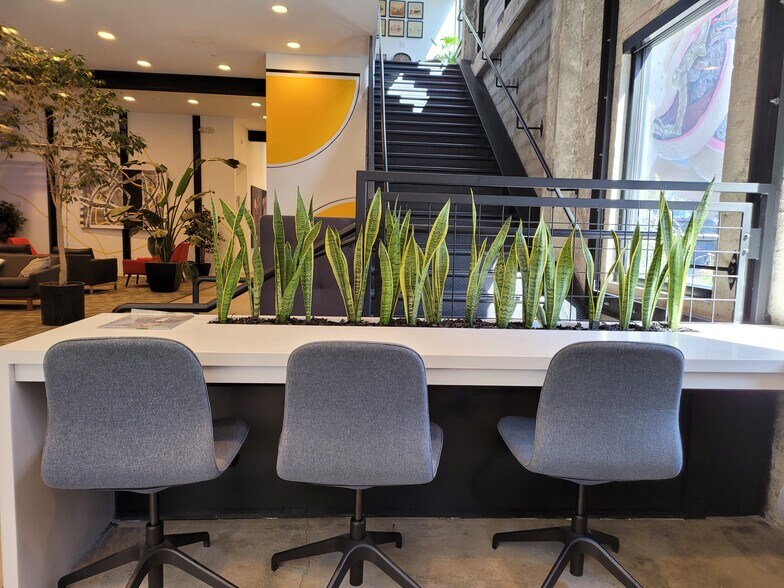 More Photos Of 1528 Webster St, Oakland Coworking Space