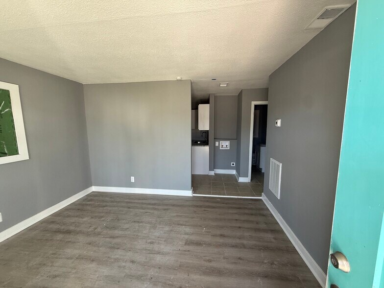 More Photos Of 2232 Alma Ct, Charlotte Apartments For Sale