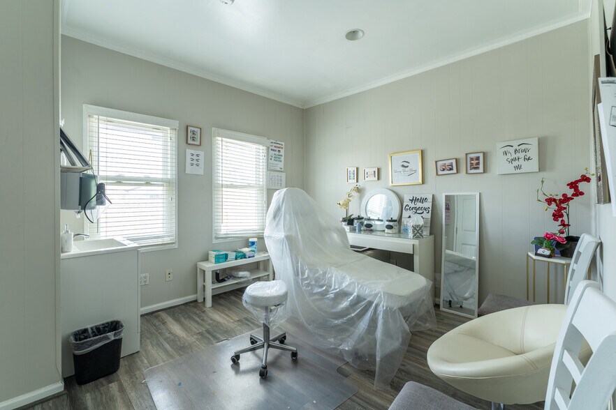 More Photos Of 2741-2743 S Robertson Blvd, Los Angeles Storefront Retail Office For Sale