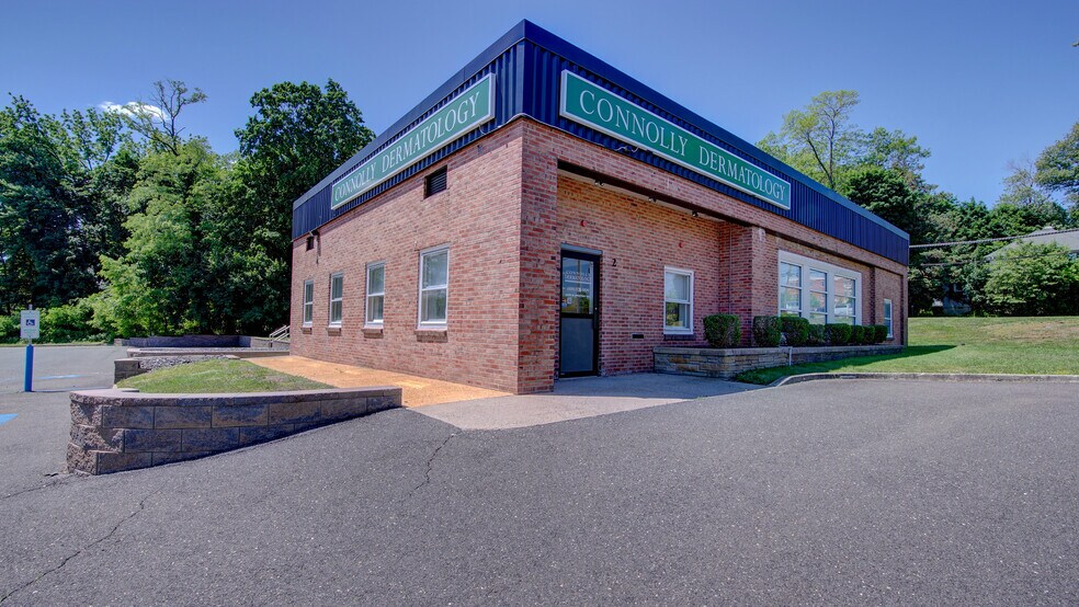 More Photos Of 2 Kings Hwy, Middletown Medical For Lease