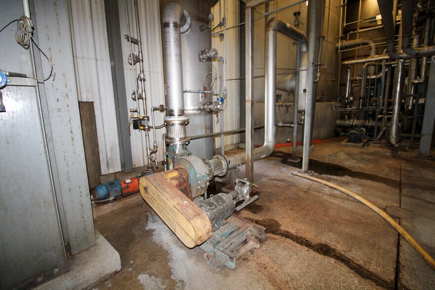 More Photos Of 6059 159th St, Galva Food Processing For Sale