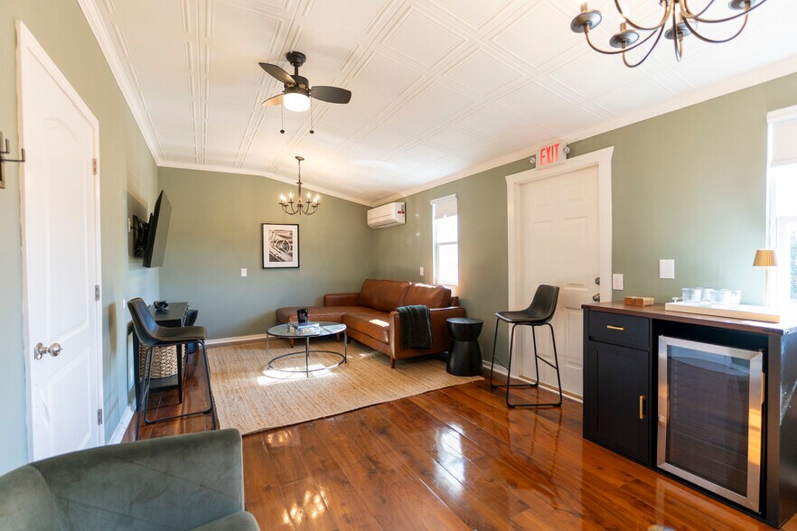 More Photos Of 6815 Shiloh Unity Rd, Lancaster Specialty For Sale