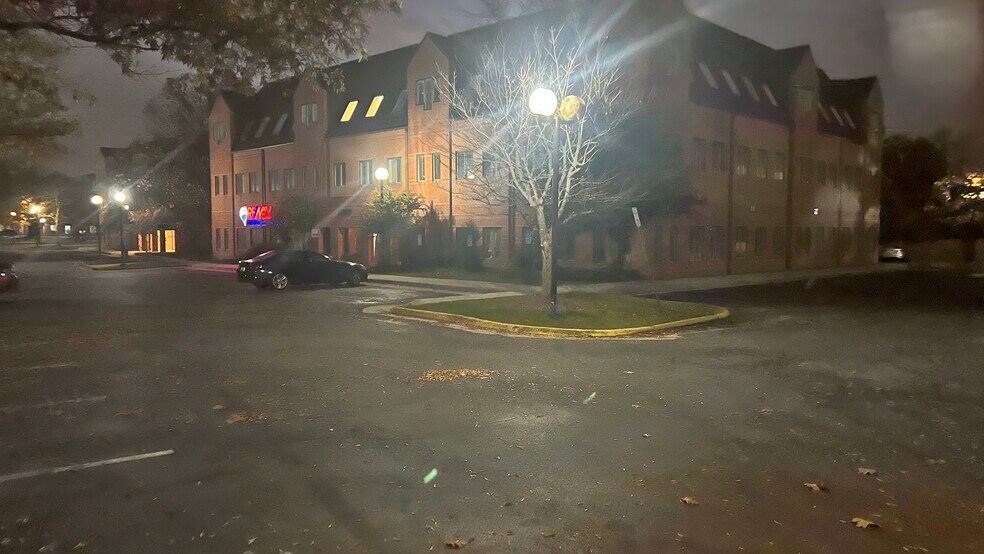 More Photos Of 8233 Old Courthouse Rd, Vienna Medical For Lease