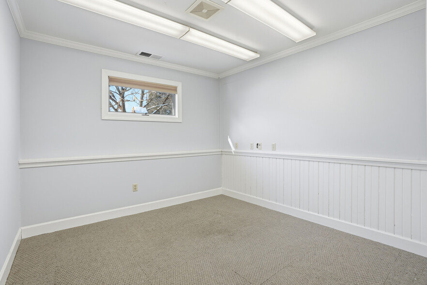 More Photos Of 105 High St, Dublin Flex For Sale