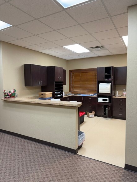 More Photos Of 1224 SW 104th St, Oklahoma City Medical For Lease