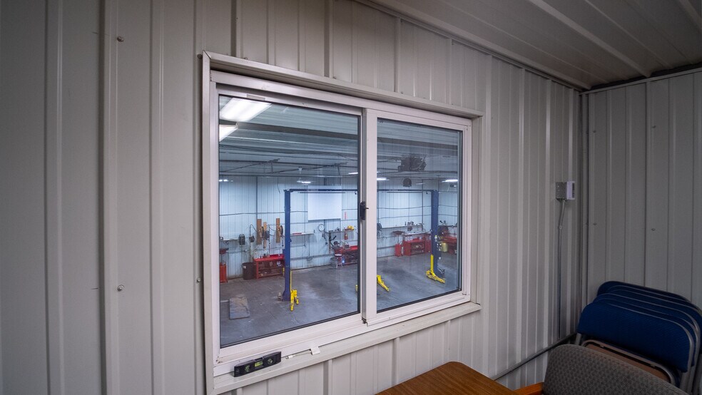 More Photos Of 203 Main St E, Elysian General Retail For Sale