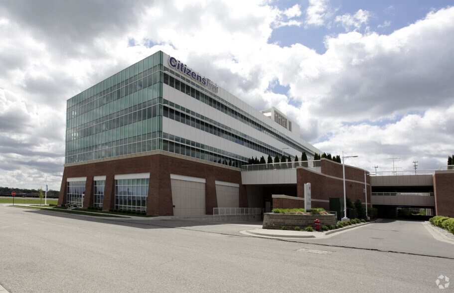 More Photos Of 1411 3rd St, Port Huron Office For Sale