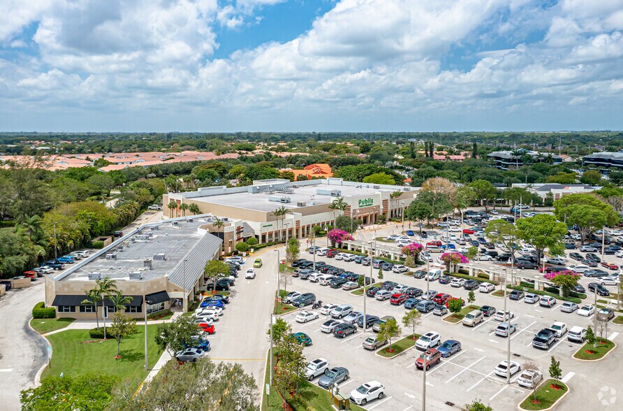 More Photos Of 7050-7070 W Palmetto Park Rd, Boca Raton General Retail For Lease