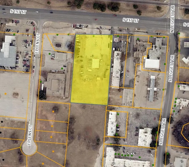 More Photos Of 3917 1st St, Abilene General Retail For Lease