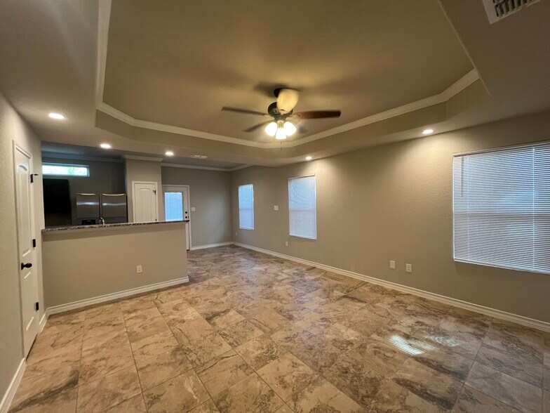 More Photos Of 6303 Luglio Ln, San Antonio Multifamily For Sale