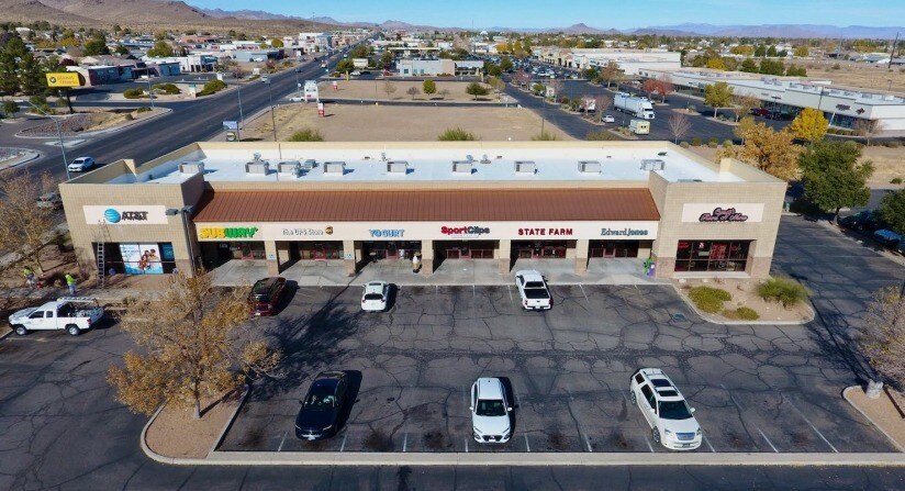 More Photos Of 3880 Stockton Hill Rd, Kingman General Retail For Lease